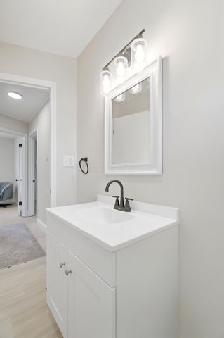 814 Josephine Avenue, Columbus, OH 43204