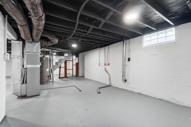 814 Josephine Avenue, Columbus, OH 43204