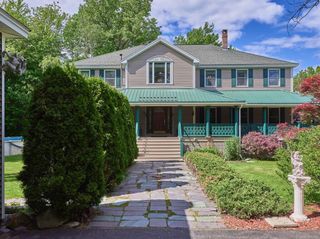 103 Theresa St, Fitchburg, MA 01420