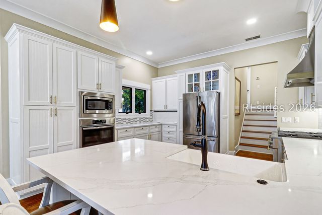 24 Spartina Pt, Hilton Head Island, SC 29926