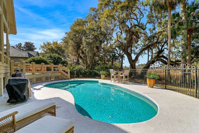 24 Spartina Pt, Hilton Head Island, SC 29926