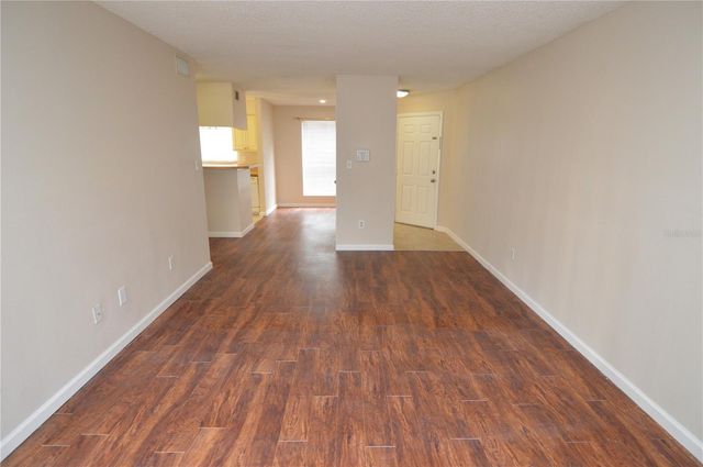 8756 MALLARD RESERVE DRIVE 101, Tampa, FL 33614