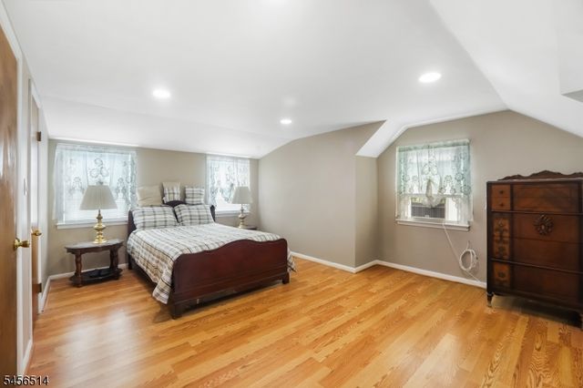 354 Colonia Blvd, Woodbridge Twp., NJ 07067
