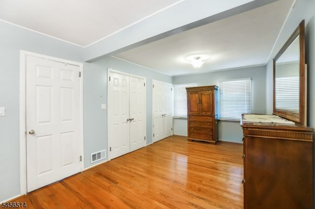 354 Colonia Blvd, Woodbridge Twp., NJ 07067