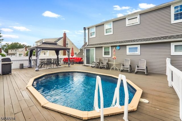 354 Colonia Blvd, Woodbridge Twp., NJ 07067