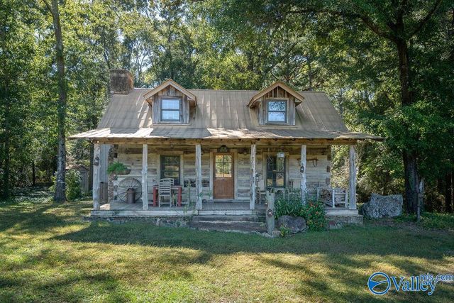 262 County Road 664, Coffee Springs, AL 36318