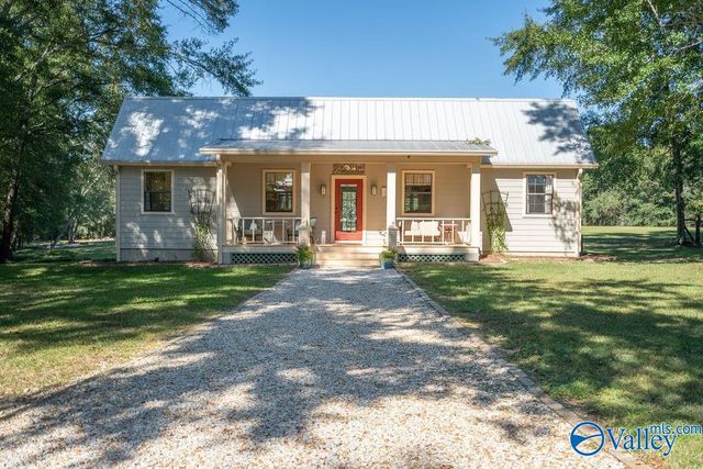 262 County Road 664, Coffee Springs, AL 36318