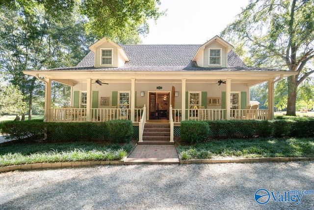 262 County Road 664, Coffee Springs, AL 36318