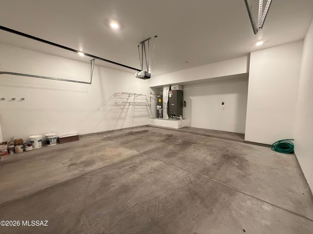 3329 E Glenn Street, Tucson, AZ 85716