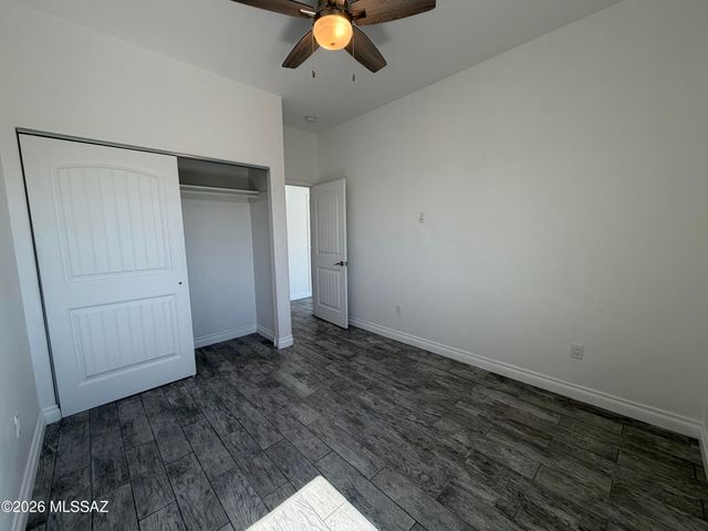3329 E Glenn Street, Tucson, AZ 85716