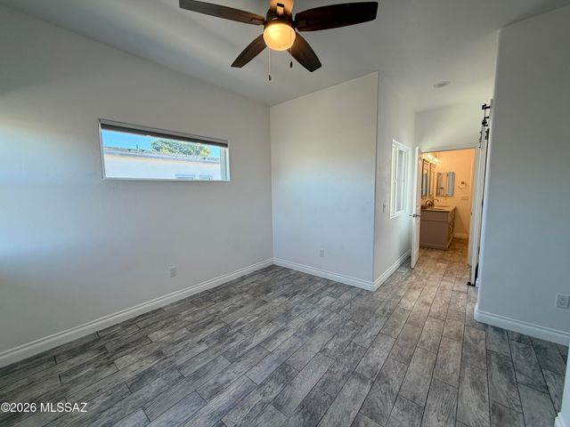 3329 E Glenn Street, Tucson, AZ 85716