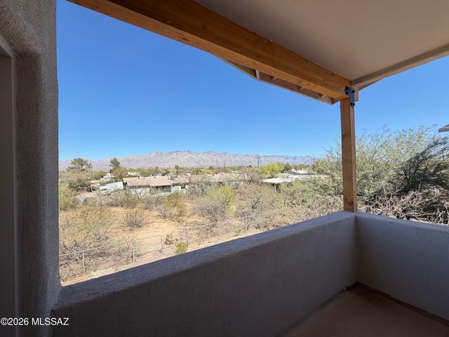3329 E Glenn Street, Tucson, AZ 85716
