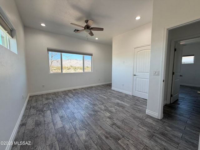 3329 E Glenn Street, Tucson, AZ 85716