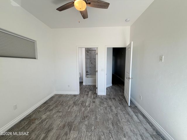 3329 E Glenn Street, Tucson, AZ 85716