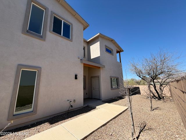 3329 E Glenn Street, Tucson, AZ 85716