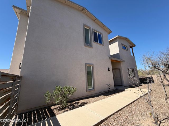 3329 E Glenn Street, Tucson, AZ 85716