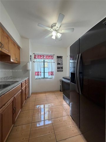 2460 NW 33rd St, Miami, FL 33142