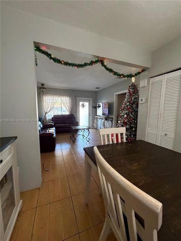 2460 NW 33rd St, Miami, FL 33142