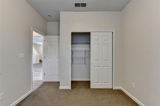 6737 Barker Station Walk, Sugar Hill, GA 30518