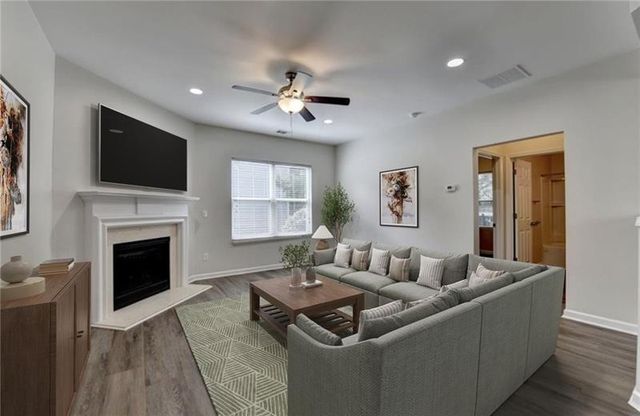 6737 Barker Station Walk, Sugar Hill, GA 30518