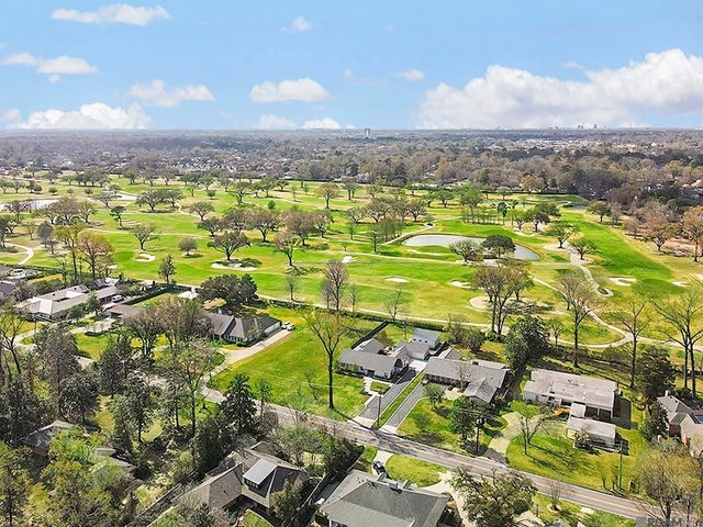 2630 Fairway Dr, Baton Rouge, LA 70809