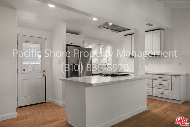2884 Dunleer Place, Los Angeles, CA 90064