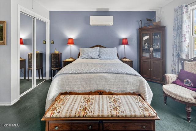 7 Heyden Road, Troy, NY 12180