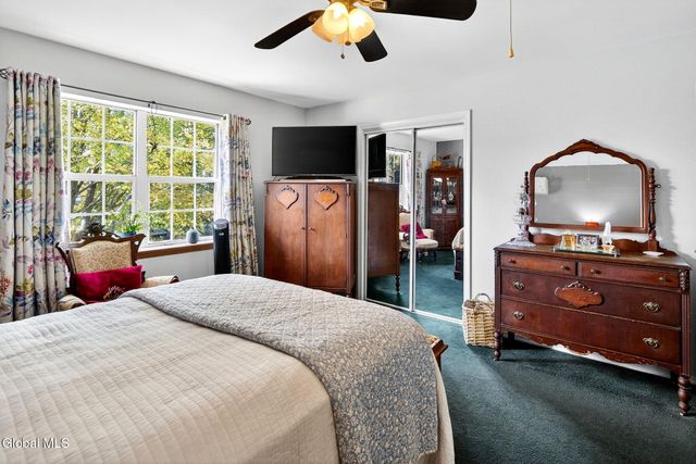 7 Heyden Road, Troy, NY 12180