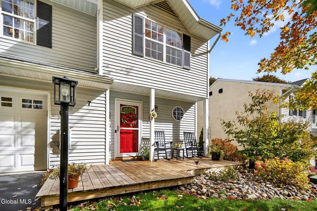 7 Heyden Road, Troy, NY 12180