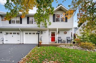 7 Heyden Road, Troy, NY 12180