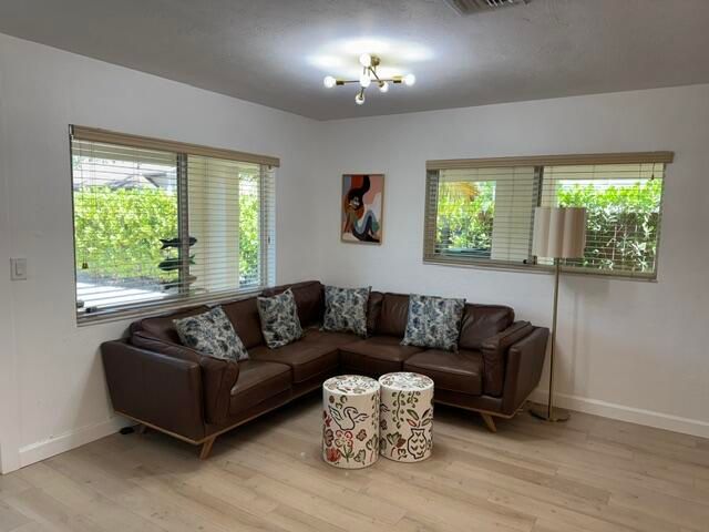 632 SW 8th Avenue, Fort Lauderdale, FL 33315