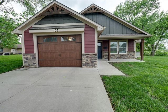 105 S 5th Street, Odessa, MO 64076