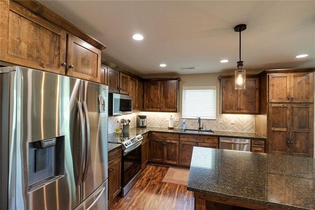 105 S 5th Street, Odessa, MO 64076