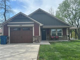 105 S 5th Street, Odessa, MO 64076