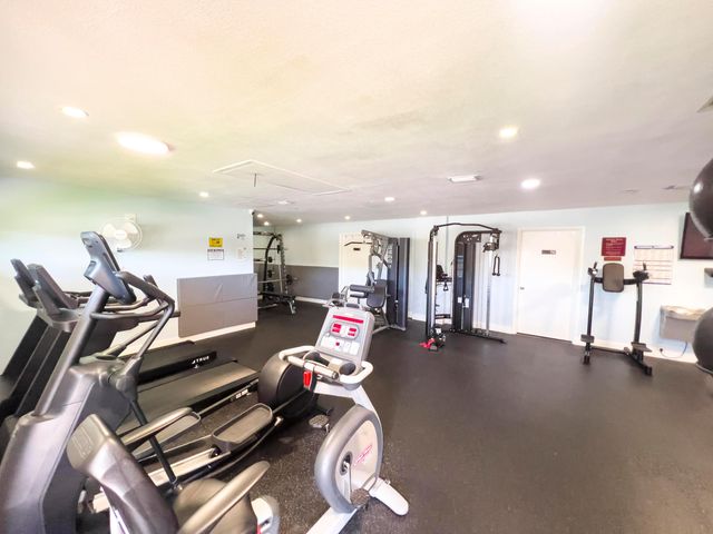 499 SW 28th Avenue, Delray Beach, FL 33445