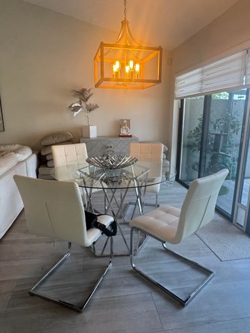 499 SW 28th Avenue, Delray Beach, FL 33445