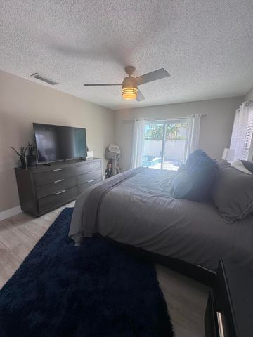 499 SW 28th Avenue, Delray Beach, FL 33445