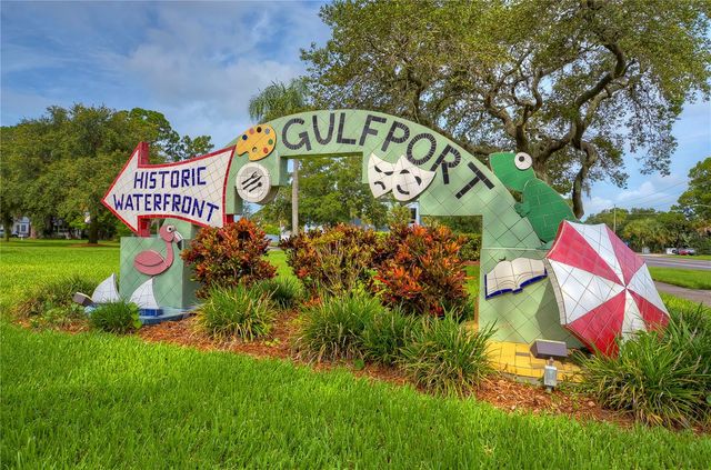 3017 49TH STREET S 4, Gulfport, FL 33707