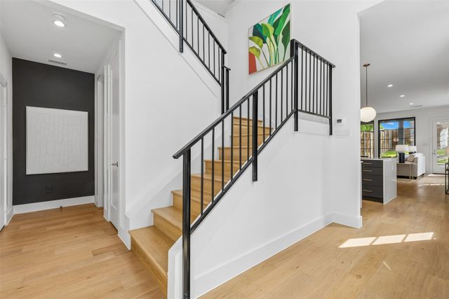 1228 Haines Avenue, Dallas, TX 75208