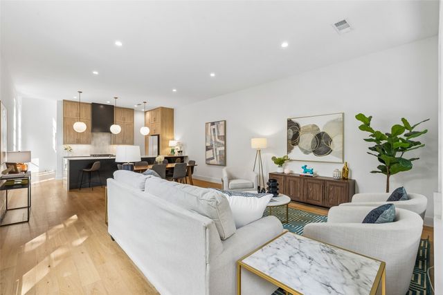 1228 Haines Avenue, Dallas, TX 75208