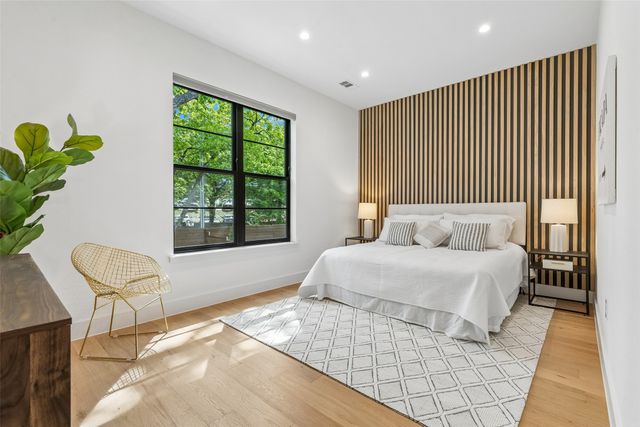 1228 Haines Avenue, Dallas, TX 75208