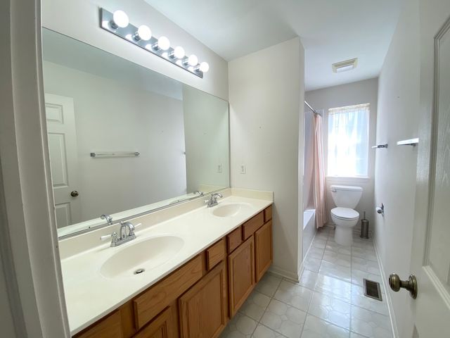22038 W Miller Court, Plainfield, IL 60544