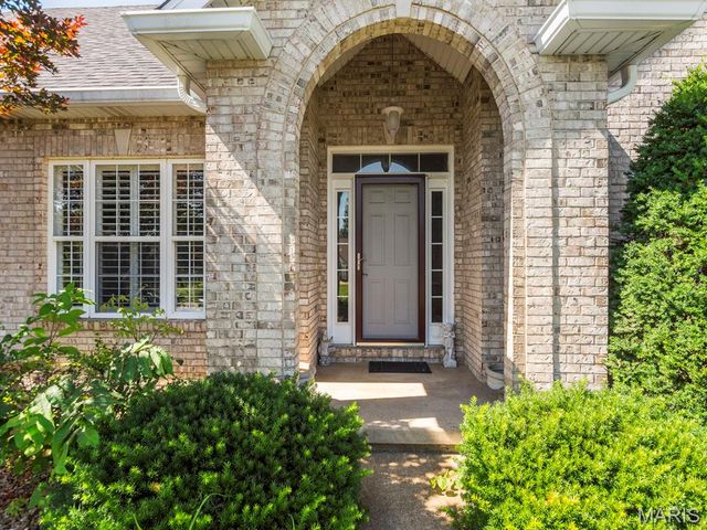 1515 Gedern Drive, Columbia, IL 62236