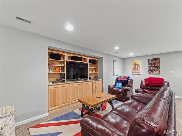 1515 Gedern Drive, Columbia, IL 62236