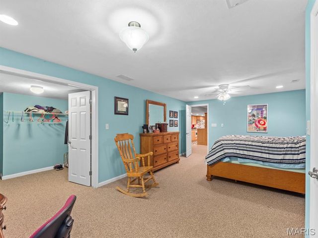 1515 Gedern Drive, Columbia, IL 62236