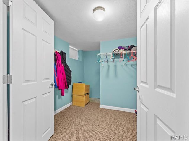 1515 Gedern Drive, Columbia, IL 62236