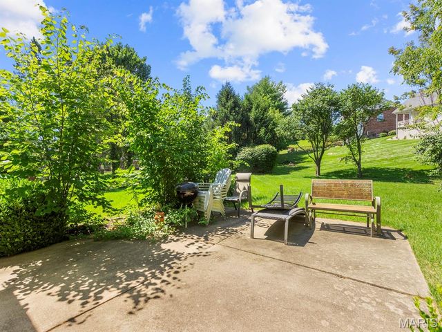 1515 Gedern Drive, Columbia, IL 62236