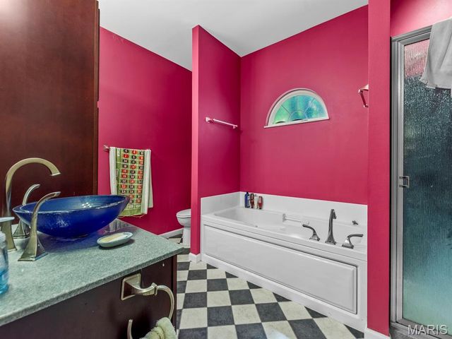 1515 Gedern Drive, Columbia, IL 62236
