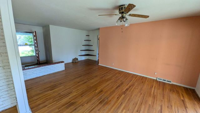 6508 Dodd Place NE, Albuquerque, NM 87110