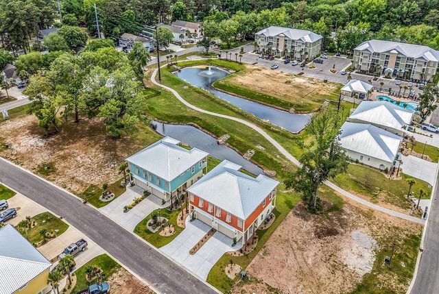 77 Hallandale Lane Right, Murrells Inlet, SC 29576